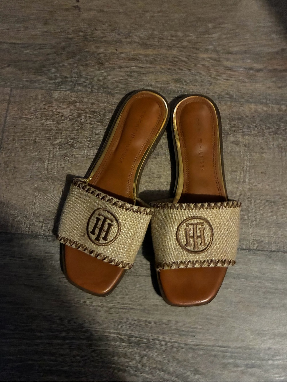Tommy Hilfiger Brown Tan Raffia Slide Sandals